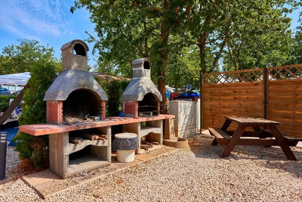 Polidor Glamping Resort-1